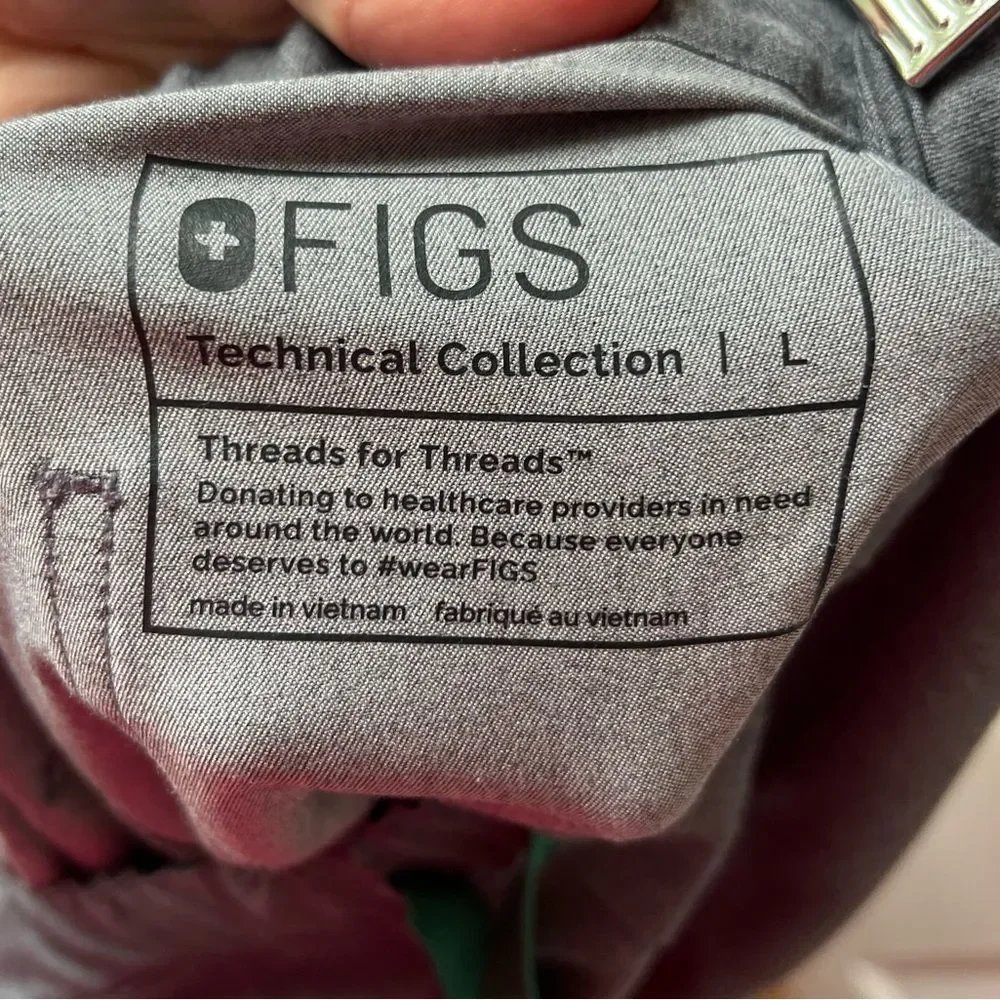 FIGS Men’s Pisco Basic Scrub Pants in Graphite Size Large